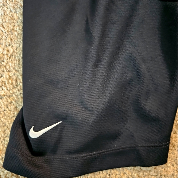Nike Polo for men XL - Picture 3 of 3